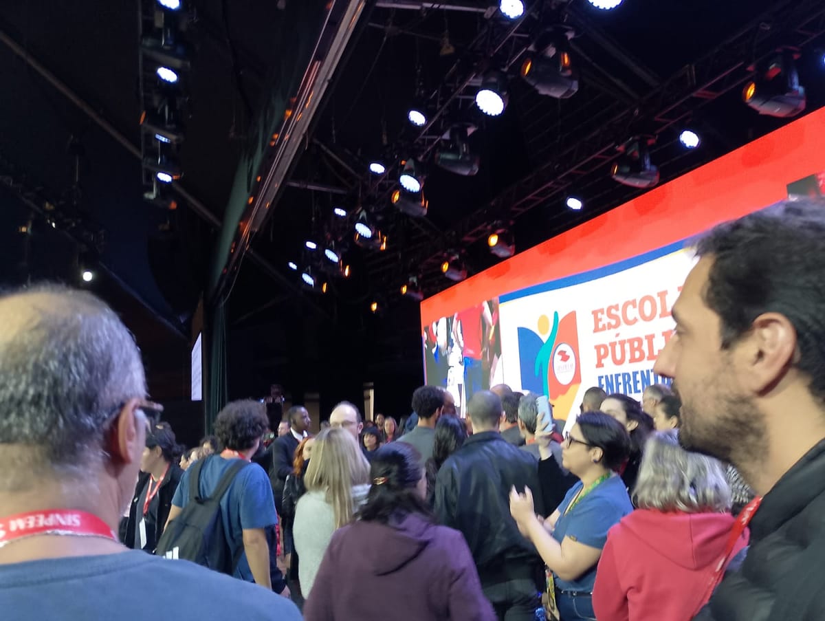 Nota Conjunta da Oposição sobre o episódio do Congresso do SINPEEM: uma reação a falta de democracia sindical