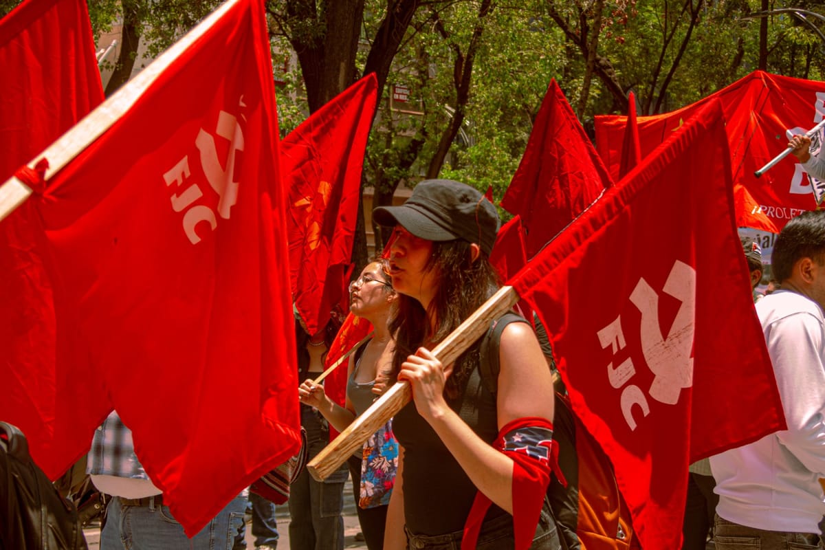 SOLIDARIEDADE AO PARTIDO COMUNISTA DO MÉXICO E À FRENTE DA JUVENTUDE COMUNISTA