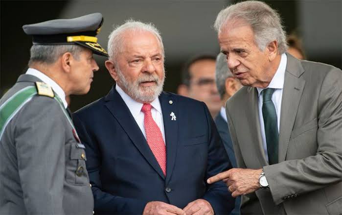 Conferência do PCB termina de rasgar as Resoluções do XVI Congresso